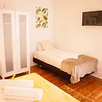Lx Center Chiado 게스트하우스