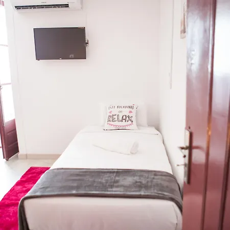 Lx Center Chiado 3* 리스본