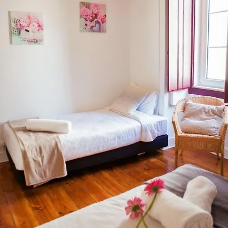 Lx Center Chiado 3* Lisbon