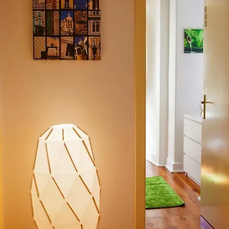 Lx Center Chiado 3* リスボン